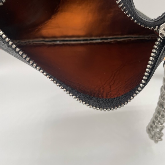 Michael Kors Signature Pull Chain
Belt Bag - Picture 5 of 6